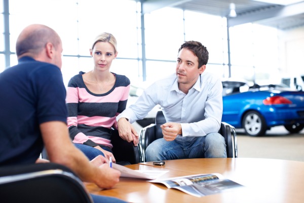 How to negotiate with a dealer