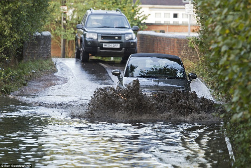 Warning! Flooded Vehicle's flogged into the used car market for cheap