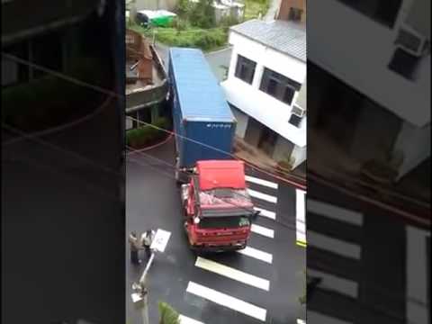 Truck Driving Chinese Style