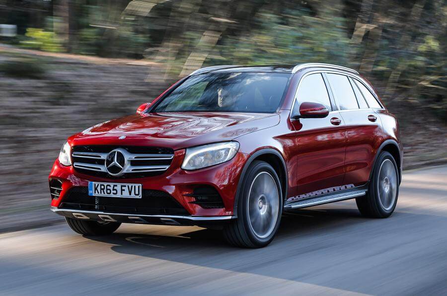 Mercedes-Benz Poised to Topple BMW as World’s Luxury Car King