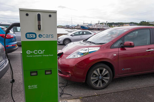 Only 8,000 electric cars to be on Irish roads by 2020