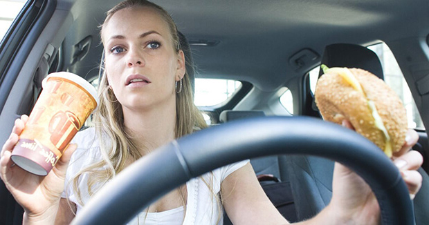 Survey reveals 50% of drivers eat or drink behind the wheel