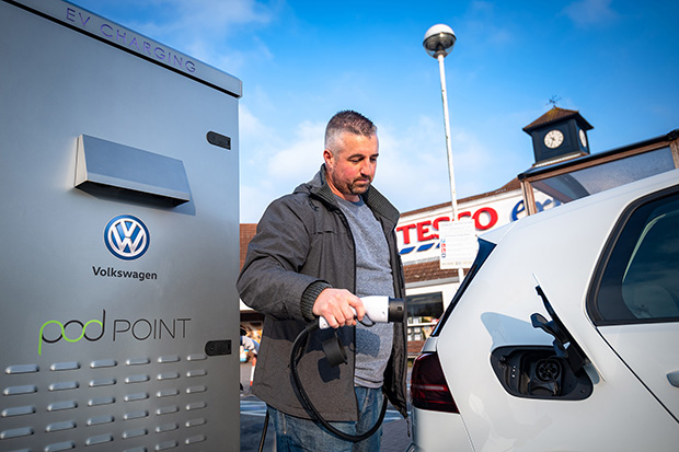 Tesco Ireland may build e-car charging network 