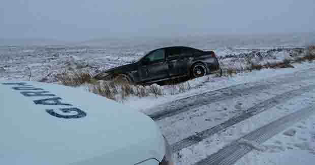Caution urged on roads as snow and ice warning comes into effect 