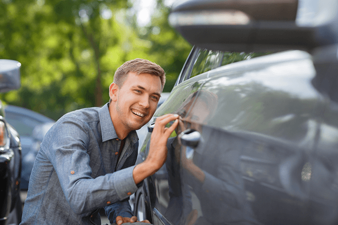 Checking a car before buying