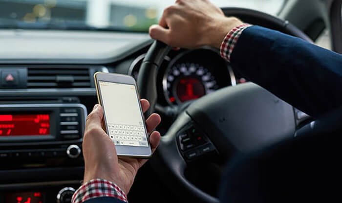 Drivers who kill while on mobile phones will face life sentences in the UK