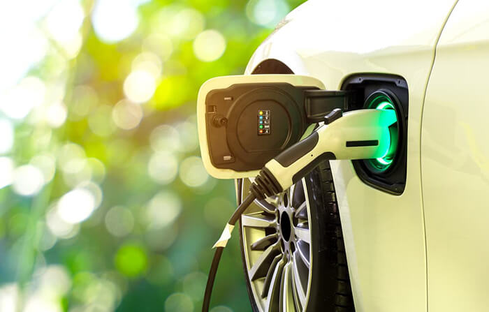 Electric and Hybrid car incentive scheme to be drastically cut