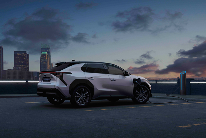 Toyota develops their first all-electric SUV