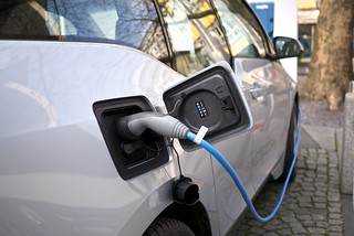 How Electric Cars Work and Some Common Misconceptions